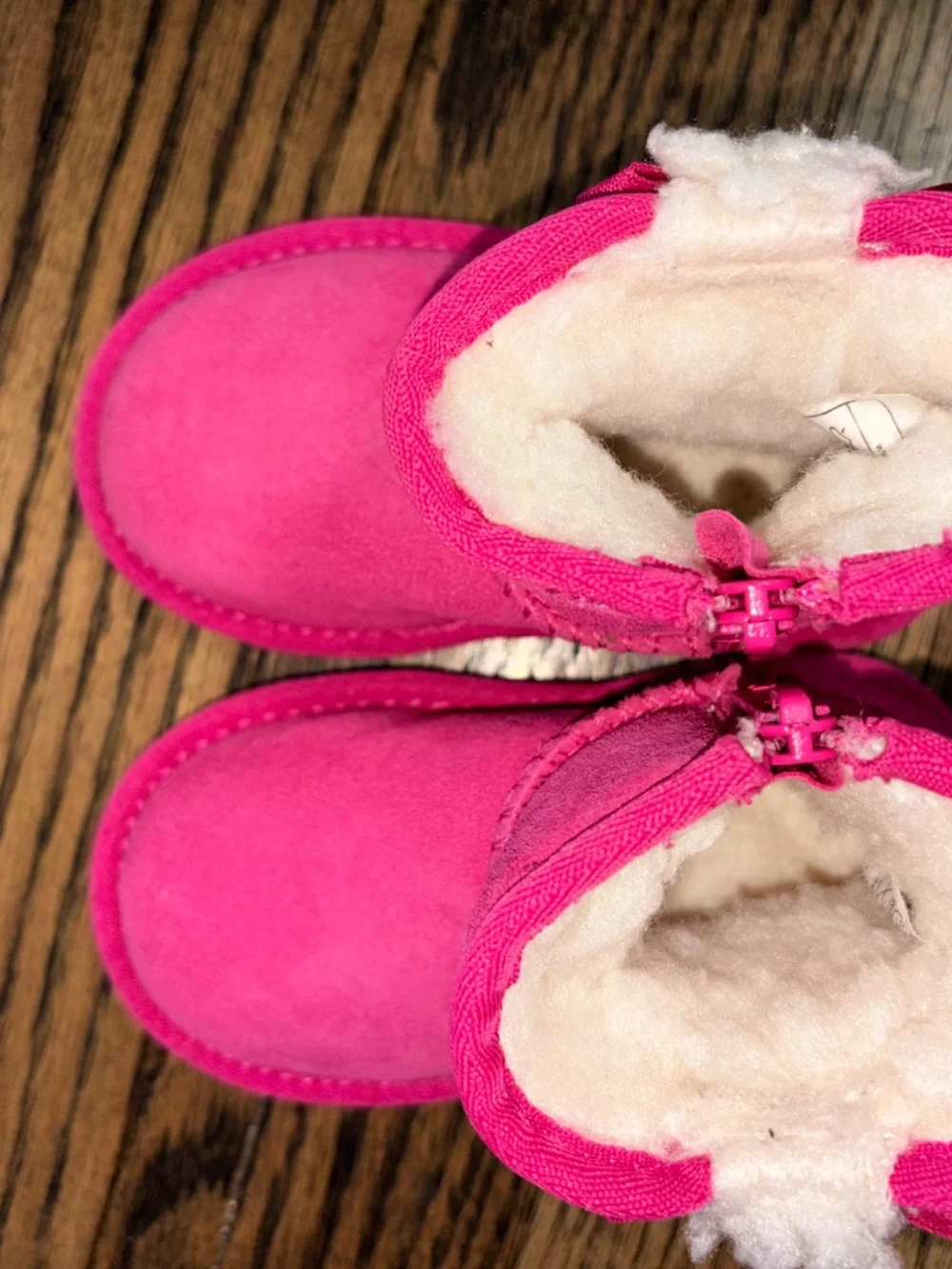 Toddler Hot pink Koolaburra boots